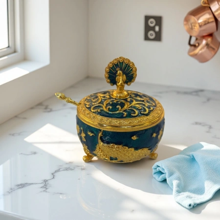 Blue and gold peacock patterned covered small ceramic sealed storage jar, home storage jar, kitchen condiment storage jar, seasoning jar Blue and gold peacock patterned covered small ceramic sealed storage jar, home storage jar, kitchen condiment storage jar, seasoning jar